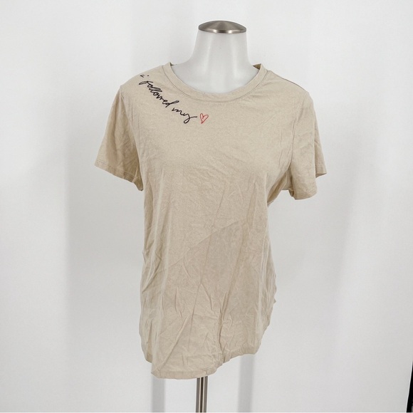 “I followed my heart and it led me to the weekend” Old Navy Graphic T-sh… - Picture 1 of 5